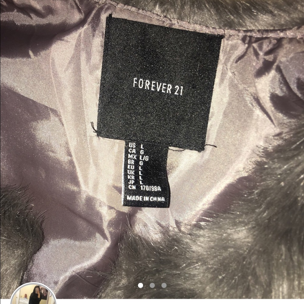 Gray faux fur coat sleeves